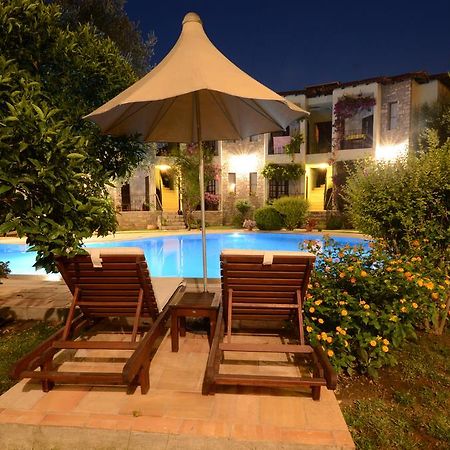 Olive Garden Apart Hotel Гьочек Екстериор снимка